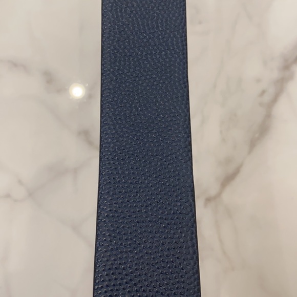 Ferragamo blue belt slightly used - Picture 4 of 4